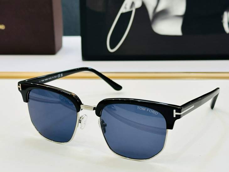Picture of Tom Ford Sunglasses _SKUfw76015207fw
